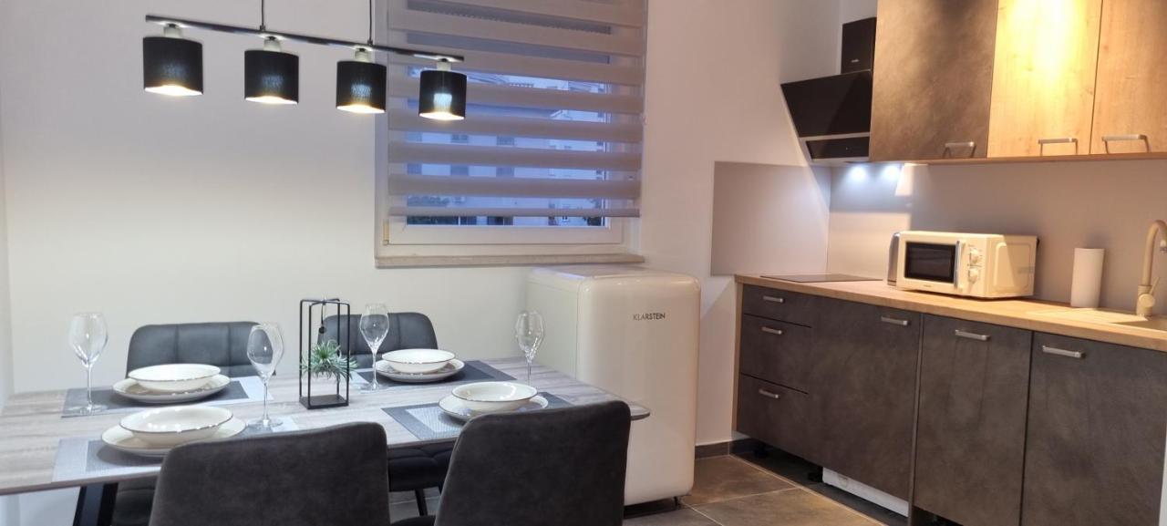 Qr Apartment For Family, Couples, And Friends Stay In Fiume Esterno foto