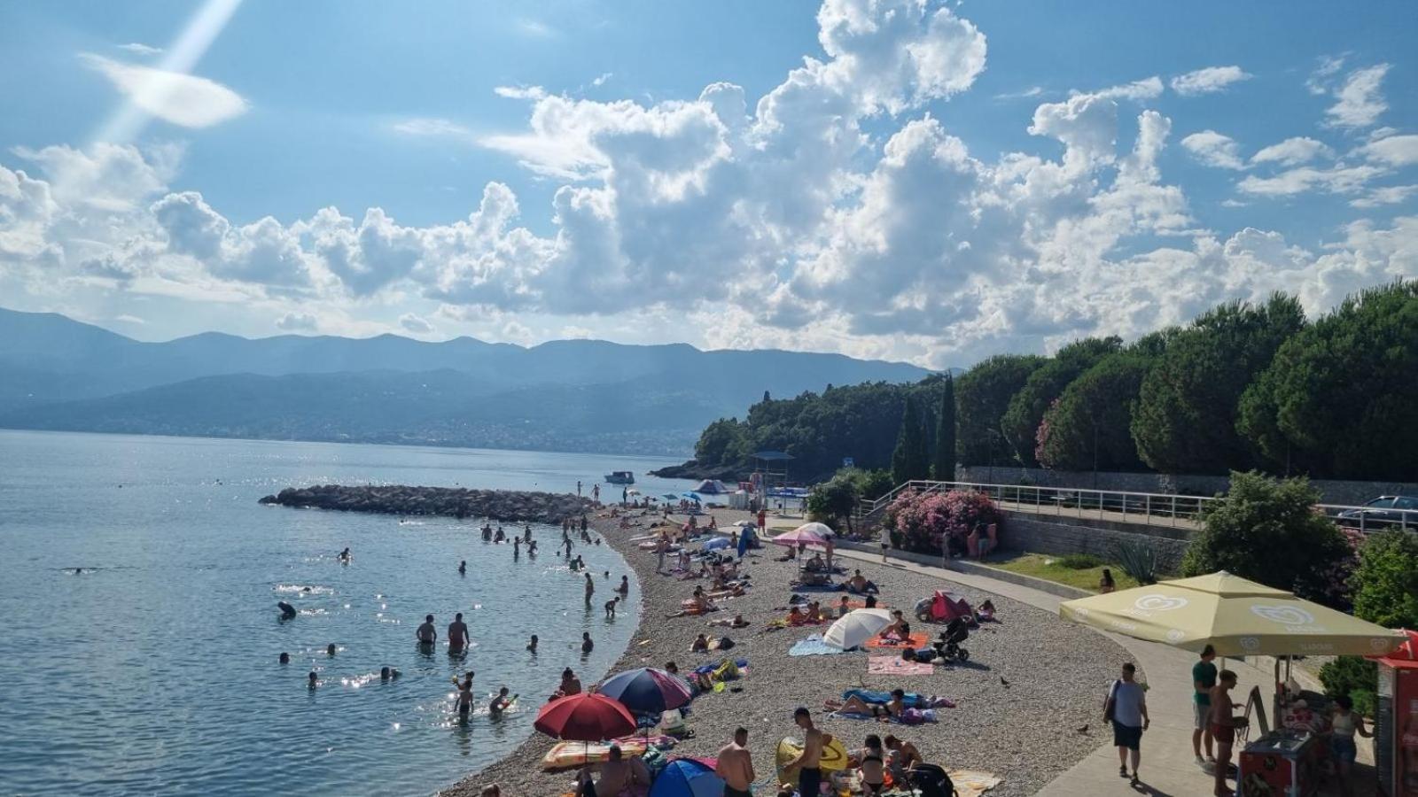 Qr Apartment For Family, Couples, And Friends Stay In Fiume Esterno foto